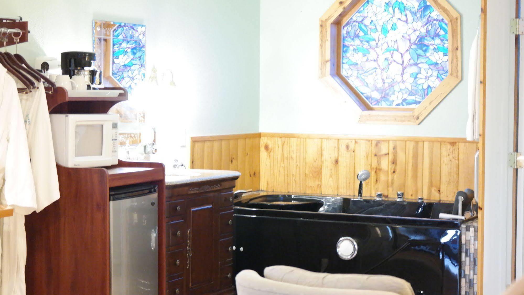 Coast Inn And Spa Fort Bragg Buitenkant foto